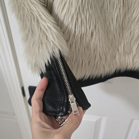 Noize Faux Fur With Faux Leather Trim Full Zip Up Jacket New Size M - Picture 8 of 8